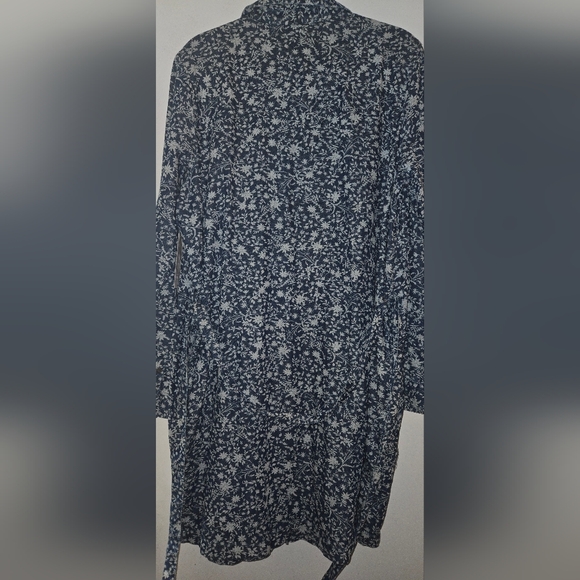 Women's Jean Dress - Picture 3 of 5